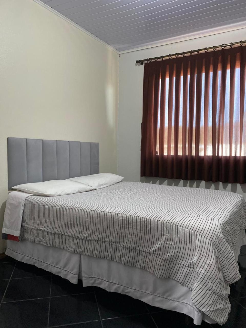 Hotel E Pousada Via Mar Itapocu Экстерьер фото